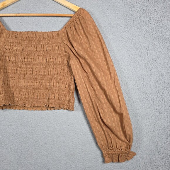 American Eagle Blouse Top Womens Medium Brown Smocked Cropped Peasant Picnic NWT - Picture 6 of 12